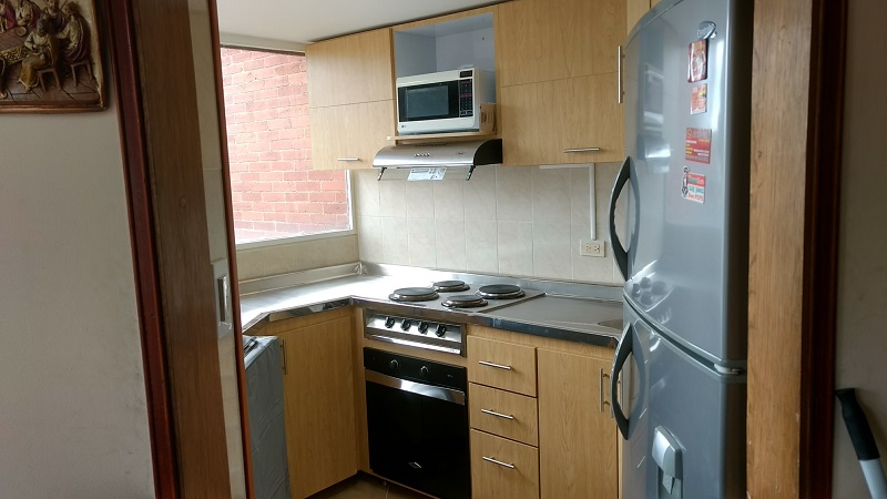cocina en formica color madera